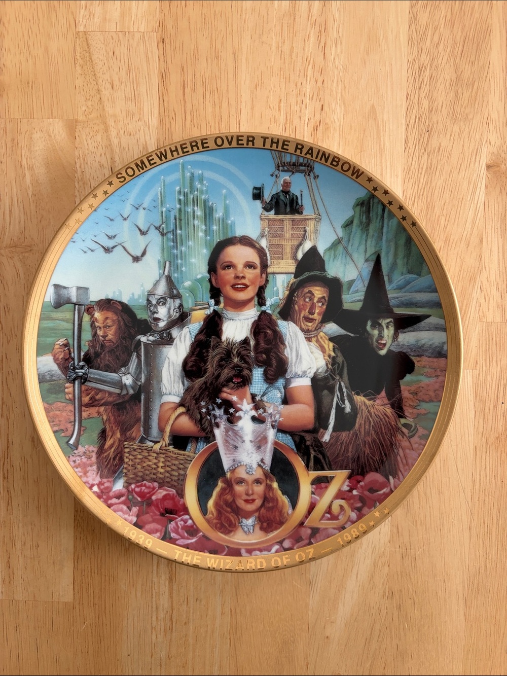 Disney The Wizard of Oz Decorative Plate - Gold, Blue, Green, Red